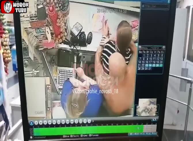 Video :Russia - cops shoot hostage-taking robber dead